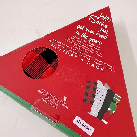 into Socks Holiday 4 Pack Socks - Picture 3 of 3